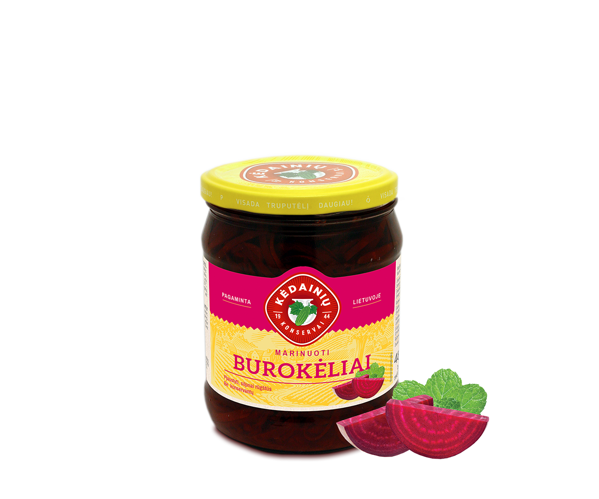Canned red beetroots, cut